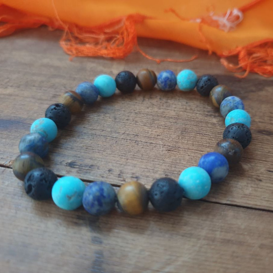 Vakkert multisten armbånd